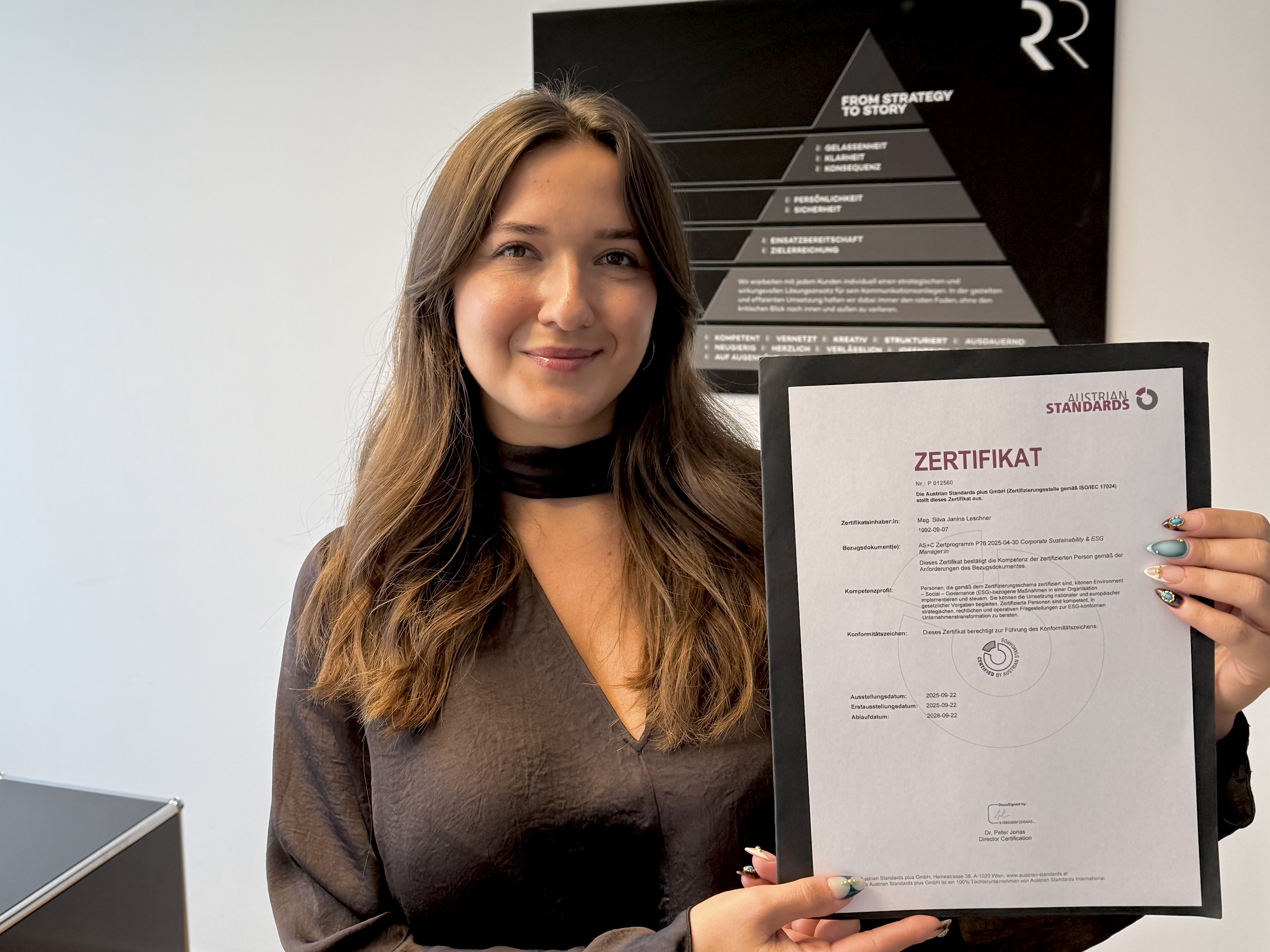 Silva Leschner ist ISO-zertifizierte ESG-Expertin